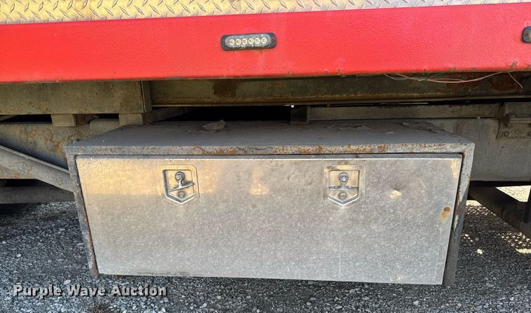 image for item EM3754 2007 Ford F650 Super Duty rollback truck