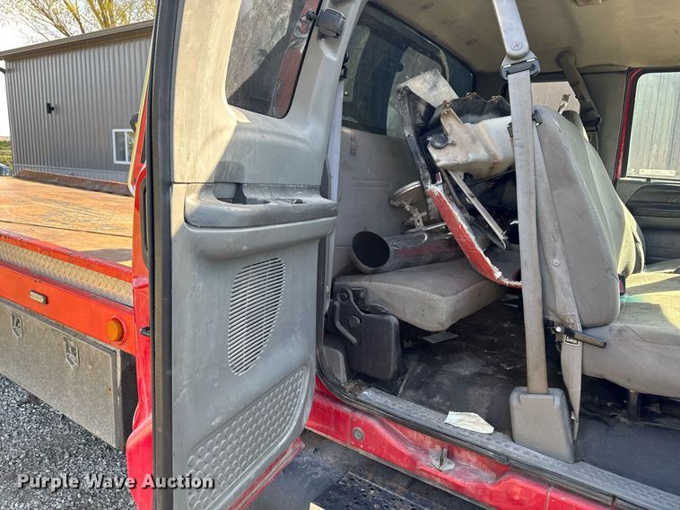 image for item EM3754 2007 Ford F650 Super Duty rollback truck