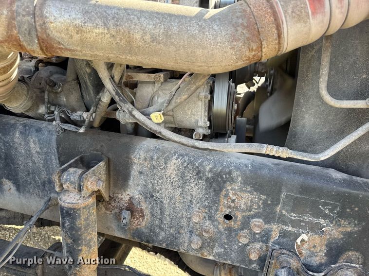 image for item EM3754 2007 Ford F650 Super Duty rollback truck