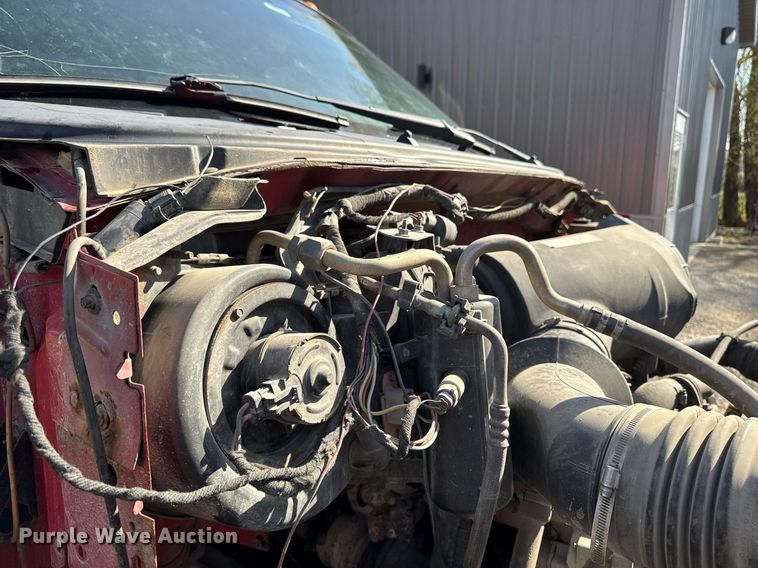 image for item EM3754 2007 Ford F650 Super Duty rollback truck