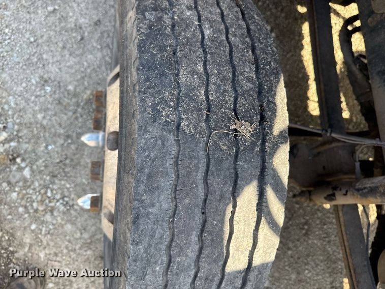 image for item EM3754 2007 Ford F650 Super Duty rollback truck