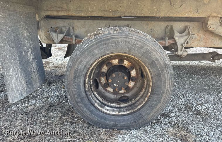 image for item EM3754 2007 Ford F650 Super Duty rollback truck