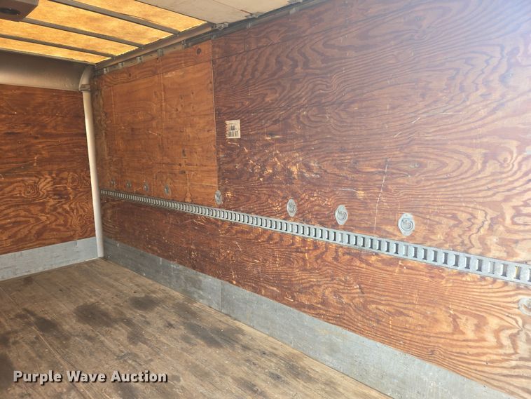 image for item EM6010 1999 International 4700 box truck