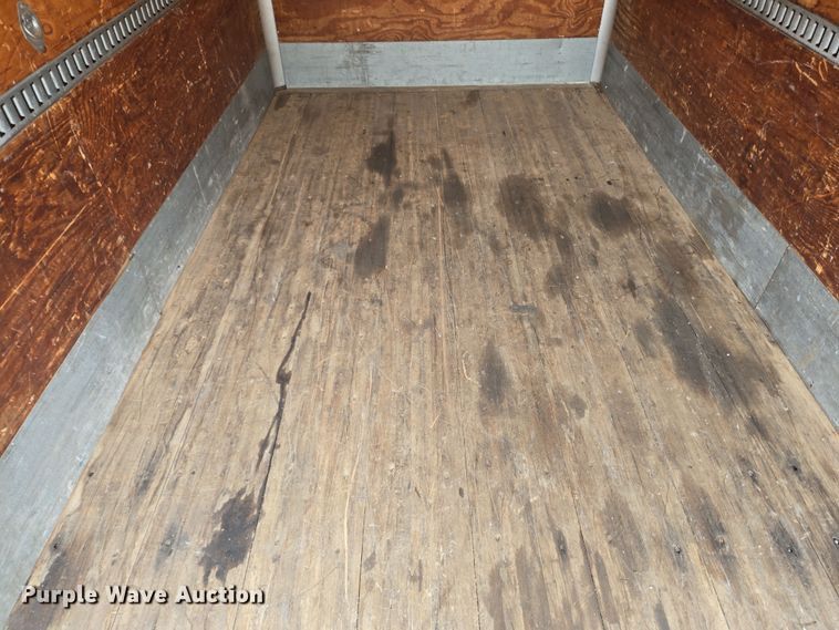 image for item EM6010 1999 International 4700 box truck