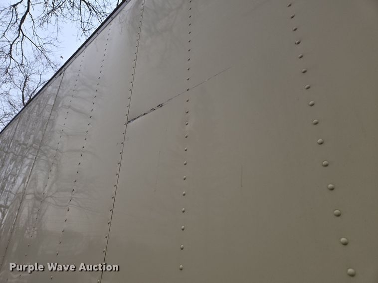 image for item EM6010 1999 International 4700 box truck