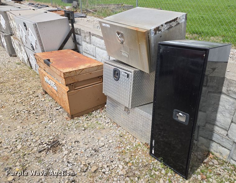 image for item EM7014 (5) toolboxes 