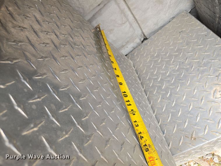 image for item EM7014 (5) toolboxes 