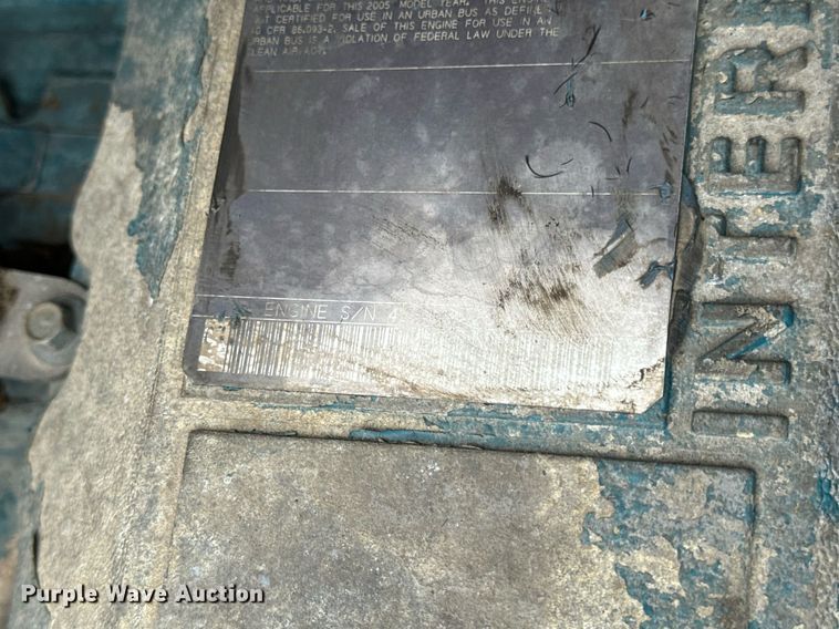 image for item EN4501 2006 International 4400 truck cab and chassis