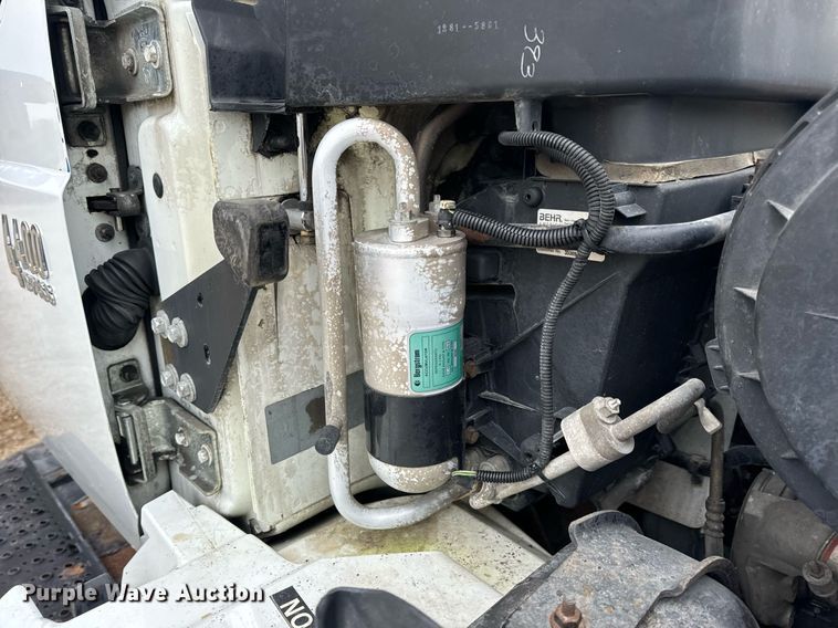 image for item EN4501 2006 International 4400 truck cab and chassis