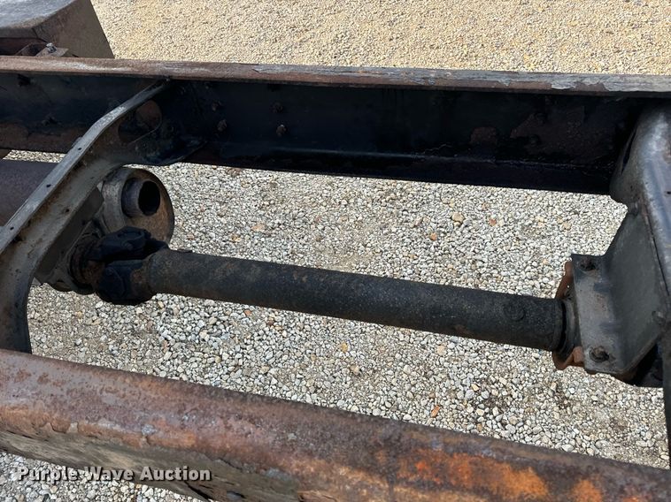 image for item EN4504 2006 International 4400 truck cab and chassis