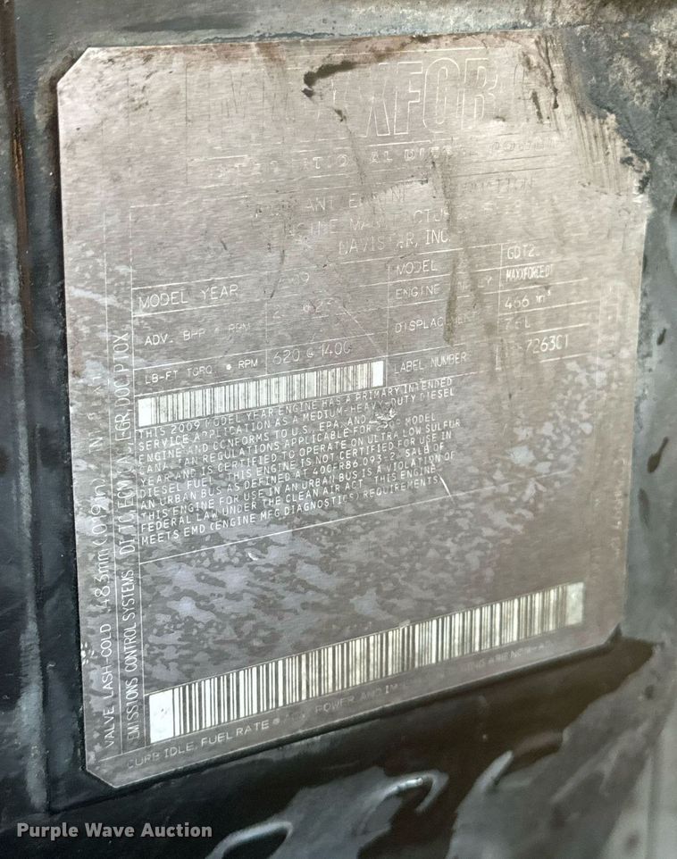 image for item EN5201 2010 International DuraStar 4300 truck cab and chassis