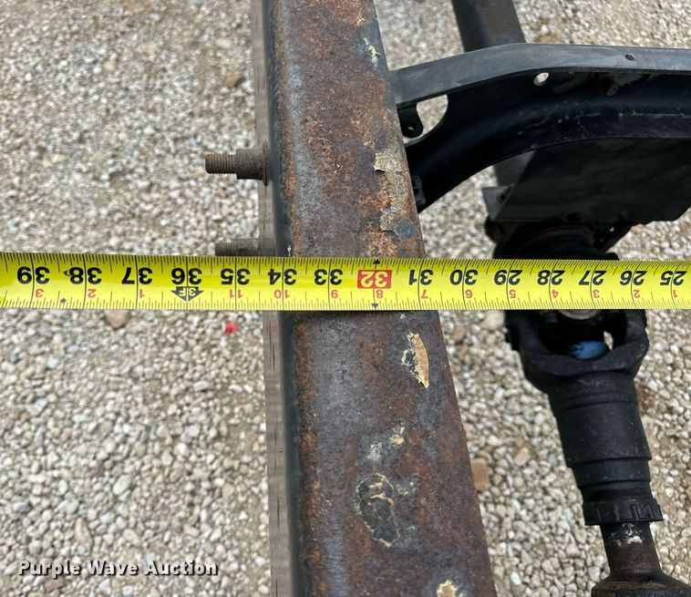 image for item EN5215 2006 International 4300 truck cab and chassis