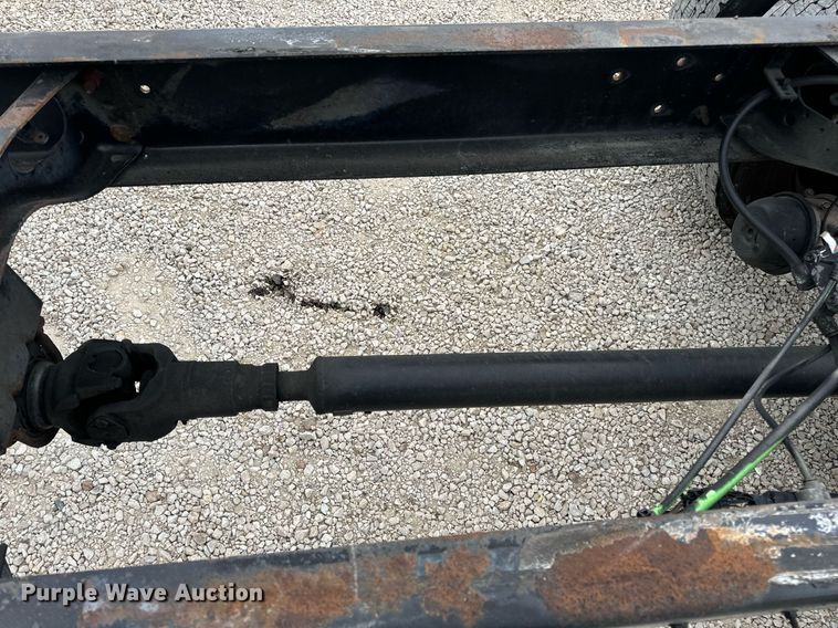 image for item EN5222 2007 International 4300 truck cab and chassis