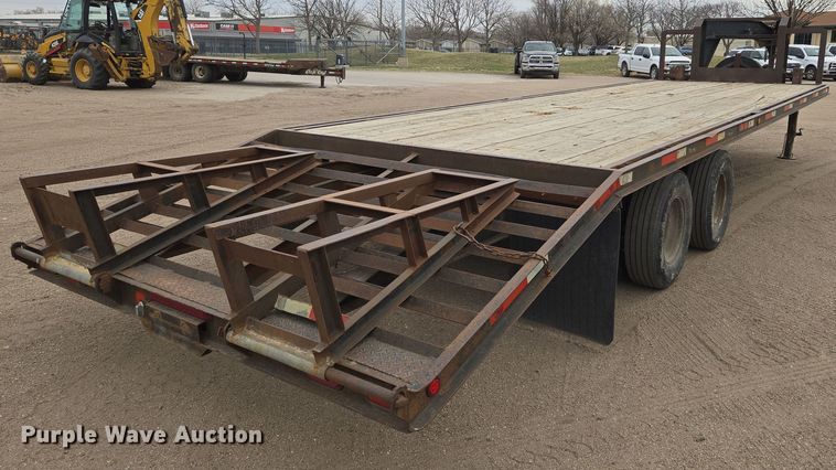 image for item EN8790 1997 Fannin Fabrication equipment trailer
