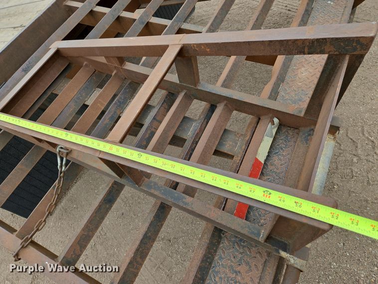 image for item EN8790 1997 Fannin Fabrication equipment trailer