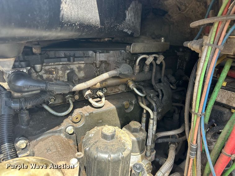 image for item EQ4535 2011 Freightliner Cascadia semi truck