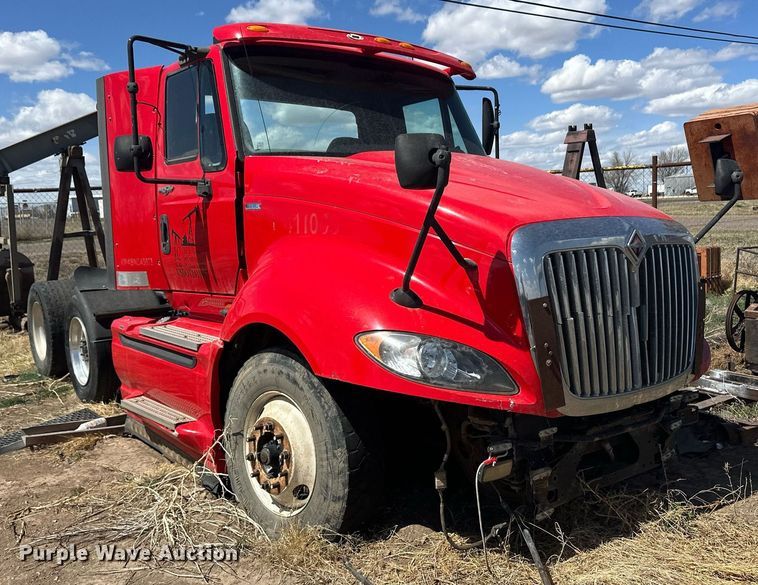 image for item EQ4536 2011 International ProStar semi truck