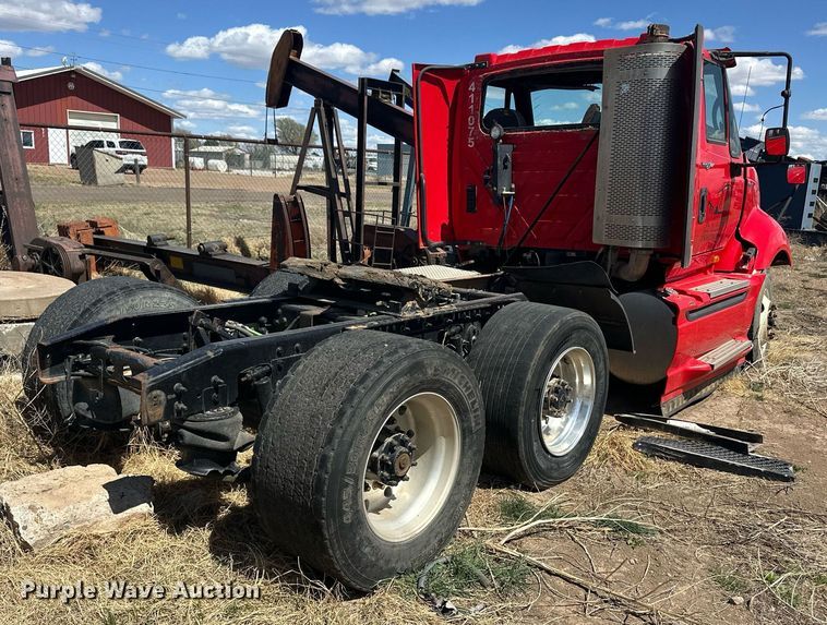 image for item EQ4536 2011 International ProStar semi truck