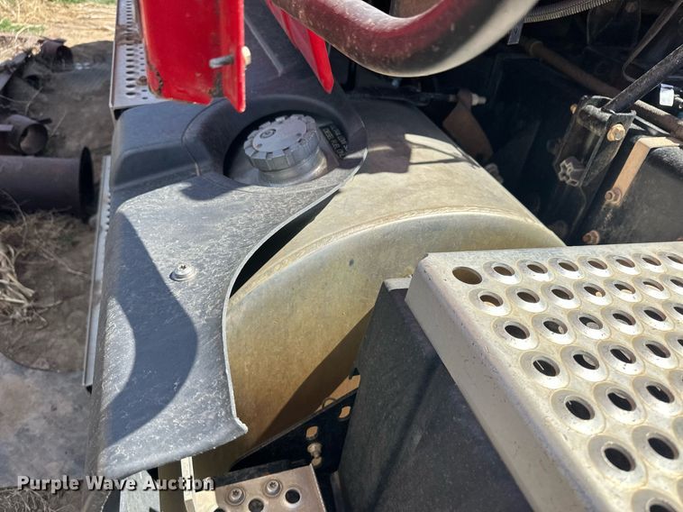 image for item EQ4536 2011 International ProStar semi truck