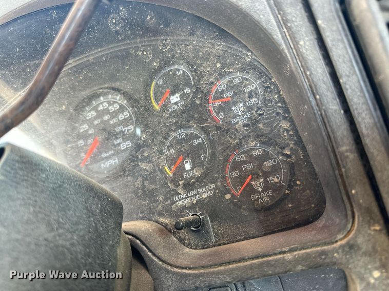 image for item EQ4536 2011 International ProStar semi truck