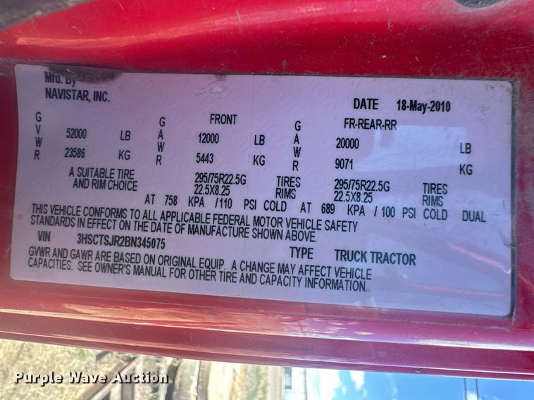 image for item EQ4536 2011 International ProStar semi truck