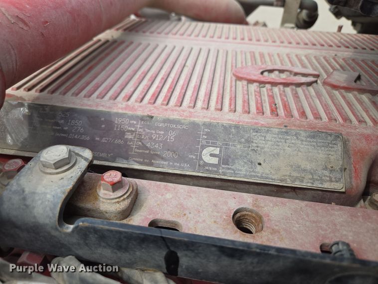 image for item EQ6943 2018 Kenworth T880 semi truck