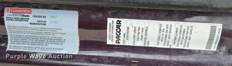 image for item EQ6943 2018 Kenworth T880 semi truck