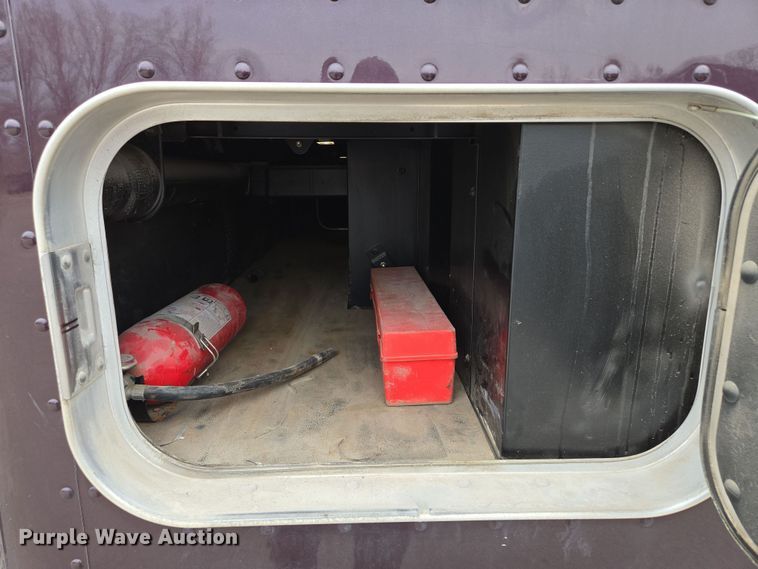 image for item EQ6944 2018 Kenworth T880 semi truck