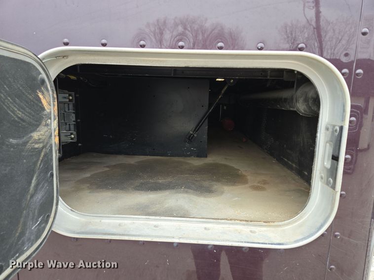 image for item EQ6944 2018 Kenworth T880 semi truck