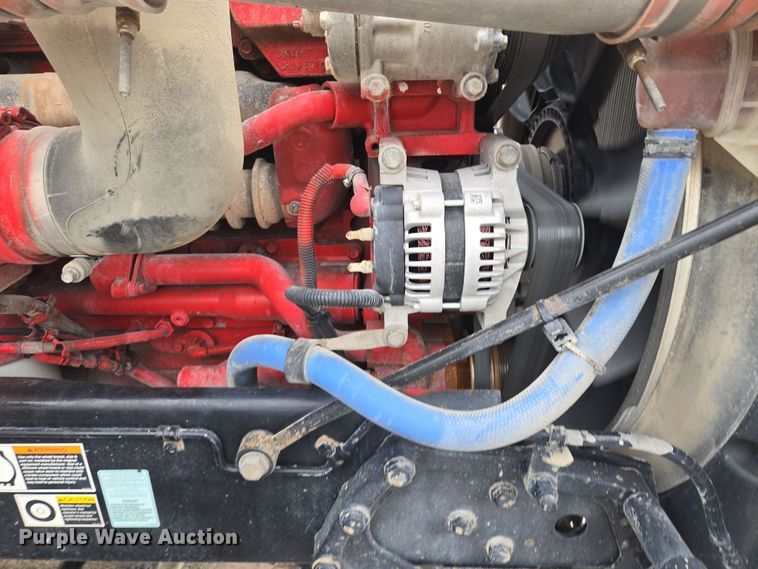 image for item EQ6944 2018 Kenworth T880 semi truck