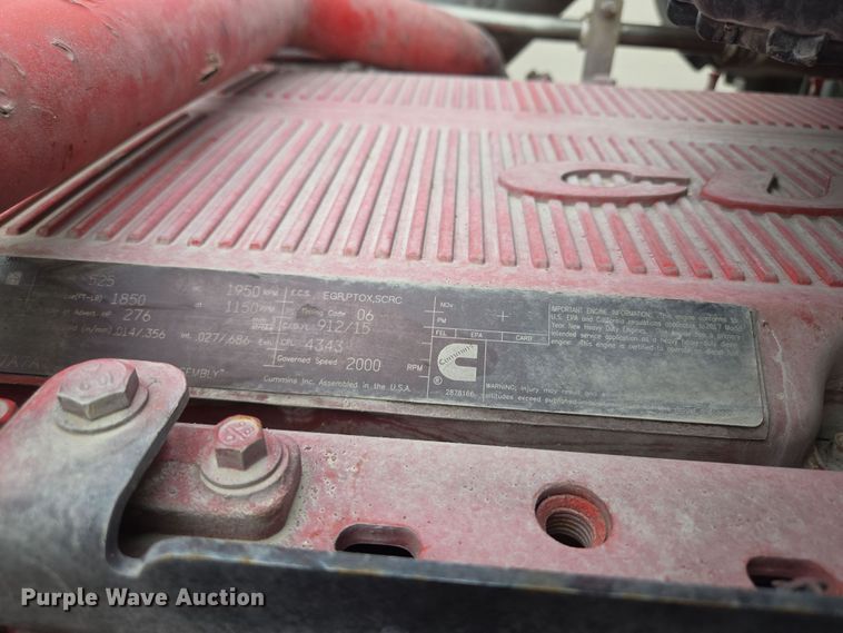 image for item EQ6944 2018 Kenworth T880 semi truck