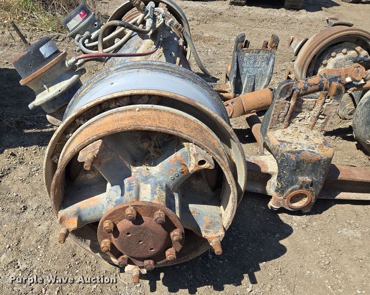 image for item EQ6947 Eaton-Spicer RS381 truck axles