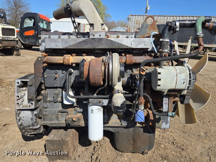 image for item EQ6948 Cummins  ISM 400 engine