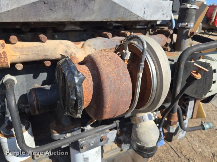 image for item EQ6948 Cummins  ISM 400 engine