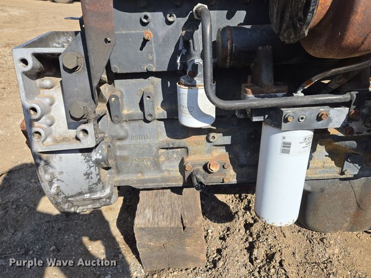 image for item EQ6948 Cummins  ISM 400 engine