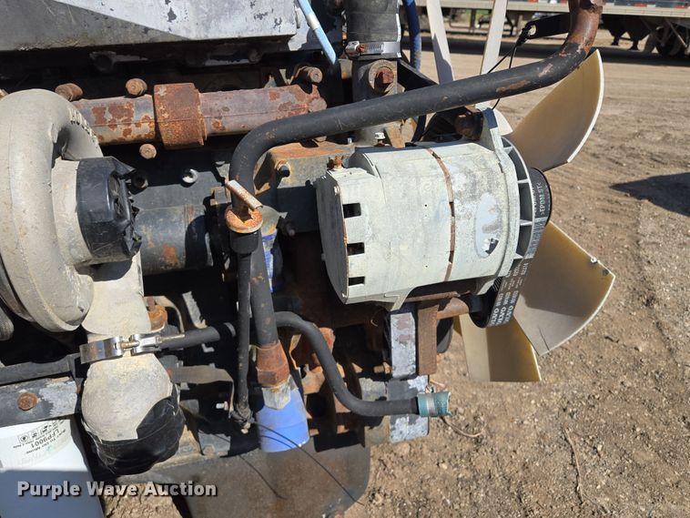 image for item EQ6948 Cummins  ISM 400 engine