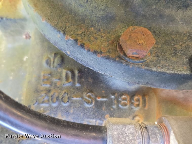 image for item EQ6949 (2) truck chassis 