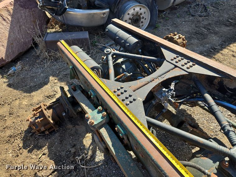 image for item EQ6949 (2) truck chassis 