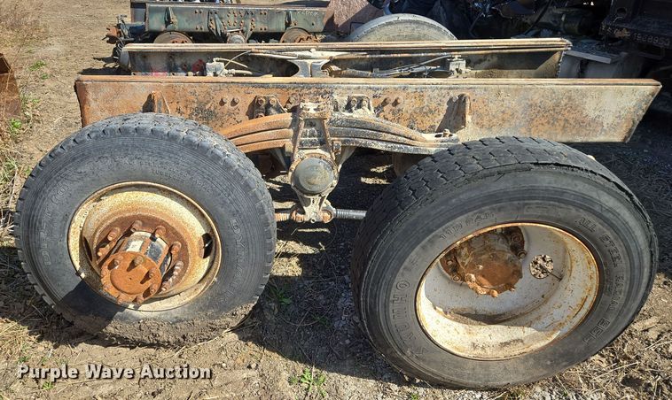 image for item EQ6949 (2) truck chassis 