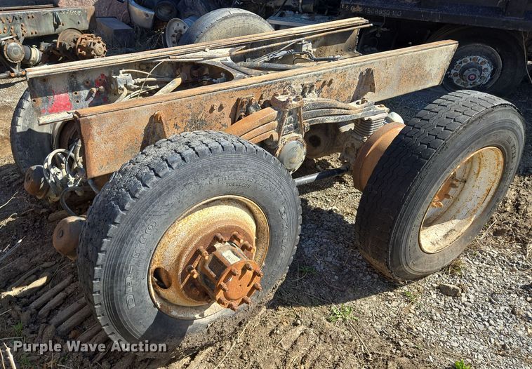 image for item EQ6949 (2) truck chassis 