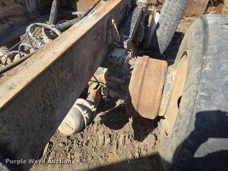 image for item EQ6949 (2) truck chassis 