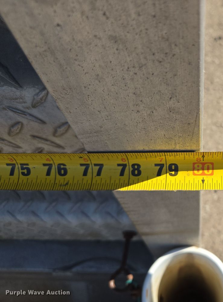 image for item EQ6950 Headache rack 