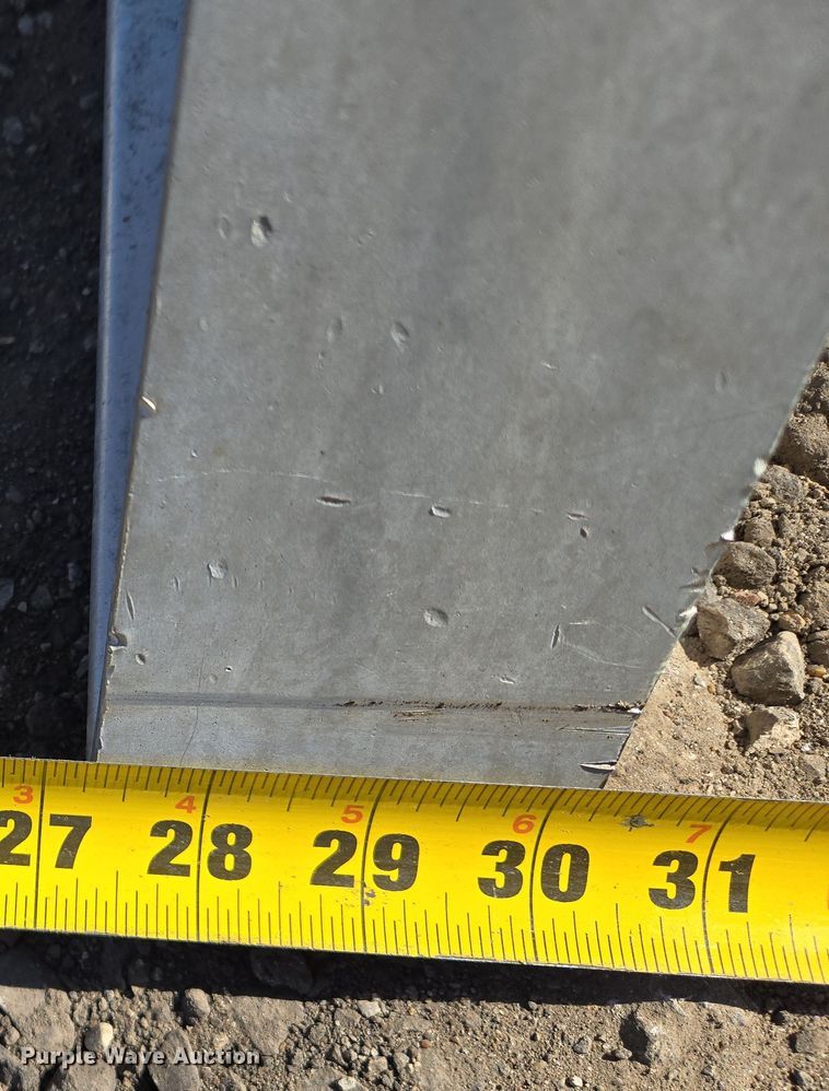 image for item EQ6950 Headache rack 