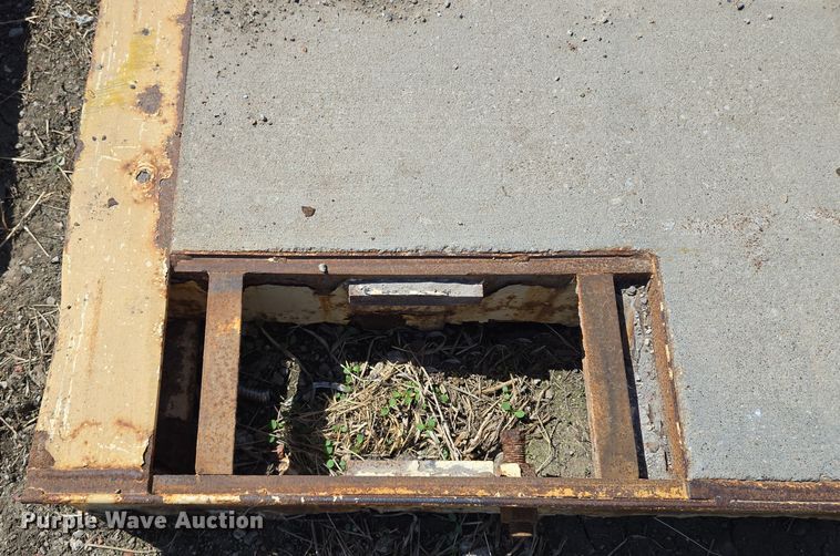 image for item EQ6953 Cardinal  4520-EPR12-C  truck scale  