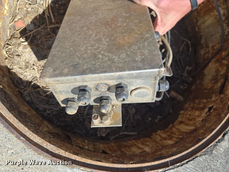 image for item EQ6953 Cardinal  4520-EPR12-C  truck scale  