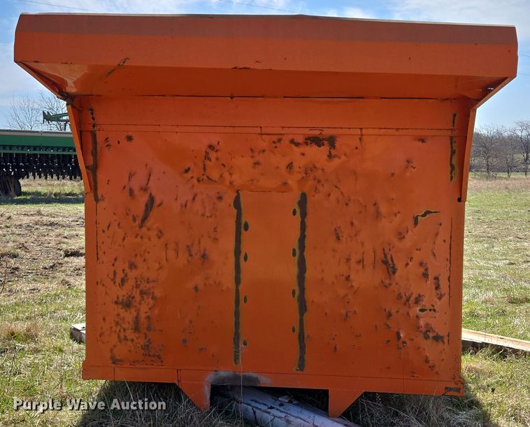 image for item EQ6954 Dump truck bed 