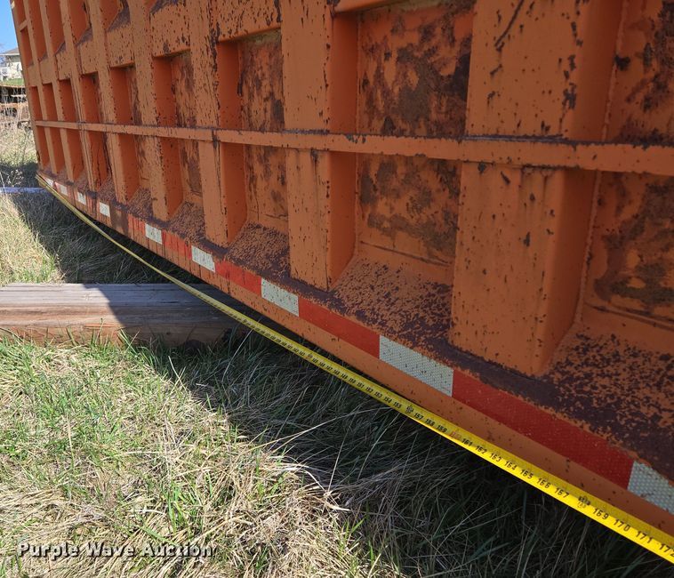 image for item EQ6954 Dump truck bed 