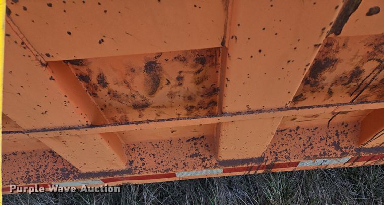 image for item EQ6954 Dump truck bed 