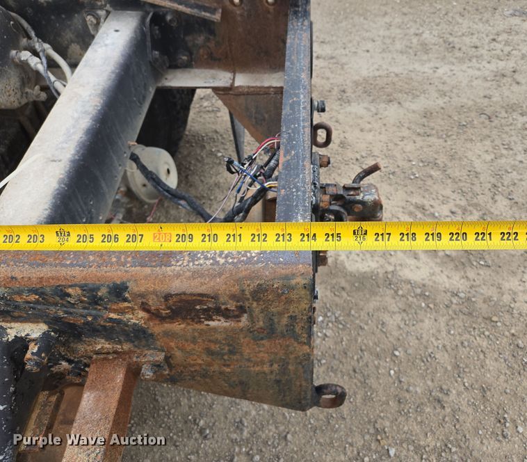 image for item EQ6980 1993 Freightliner USF-1E truck cab and chassis