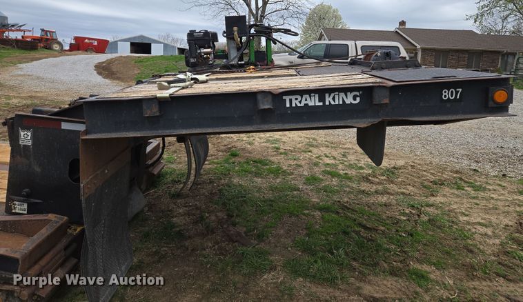 image for item EQ6982 1998 Trail King TK70DGHT-532 lowboy equipment trailer